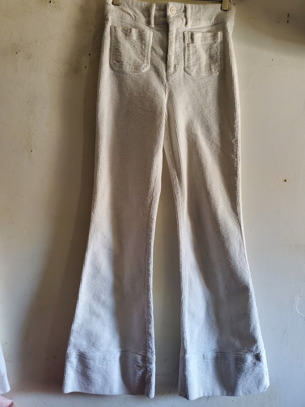Faherty  White Women's Corduroy Flared Jeans